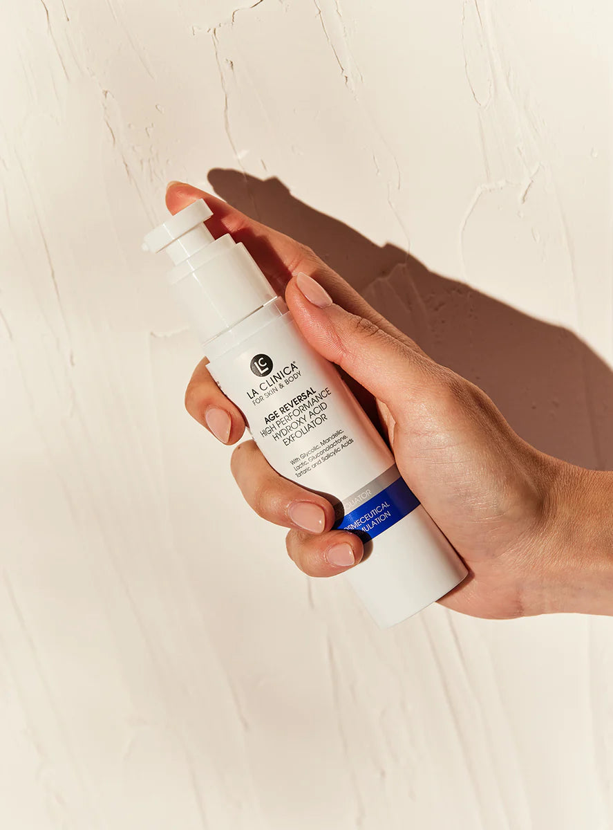 La Clinica Exfoilator LA CLINICA Age Reversal High Performance Hydroxy Acid Exfoliator
